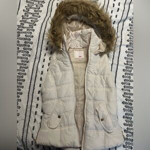 BRAND NEW Women’s Vest- Size S/M